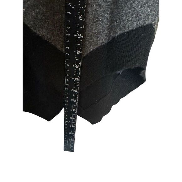 PLY Cashmere Black And Gray Color Block Handkerchief Hem Sweater Long Sleeve L - Picture 7 of 8